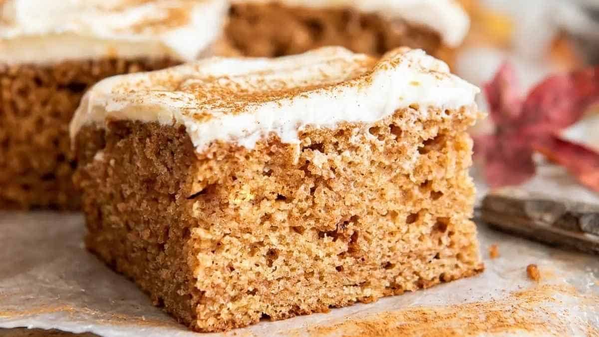 Old Fashioned Applesauce Spice Cake