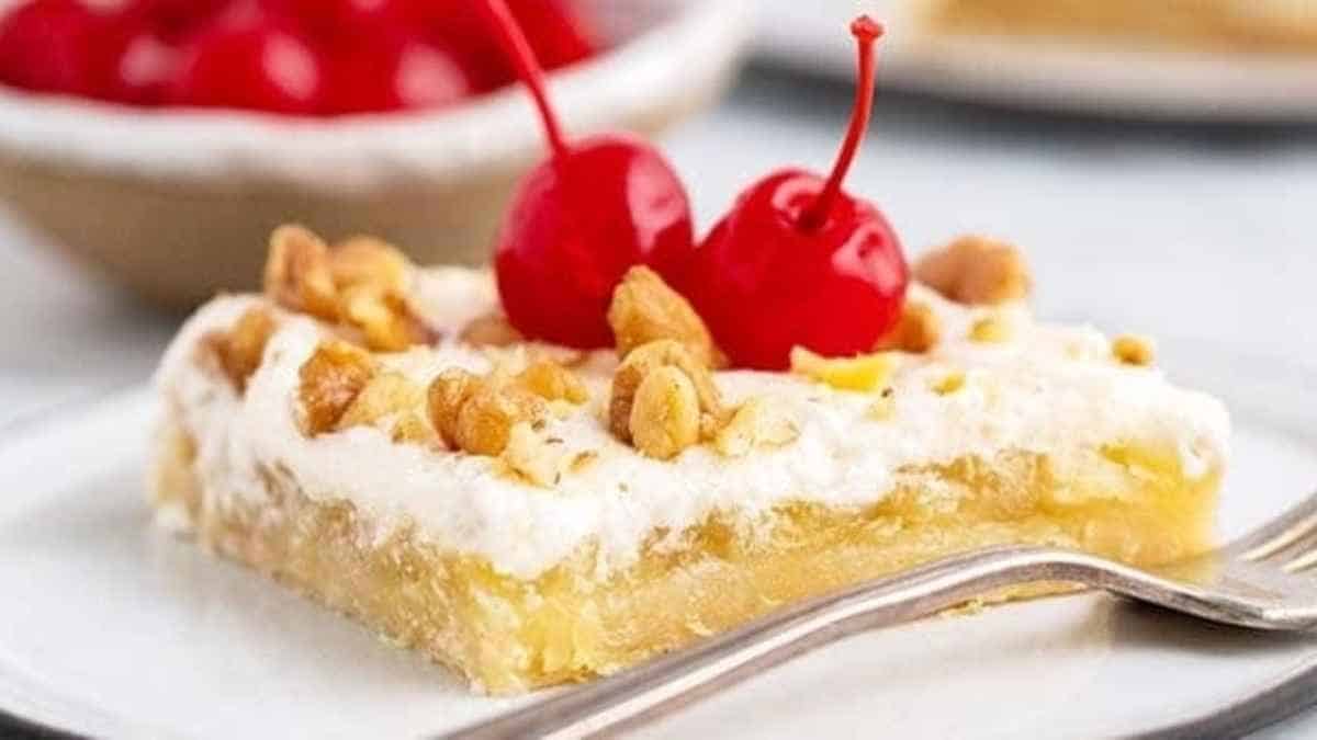 Nana’s Pineapple Delight (Pineapple Bars Recipe)