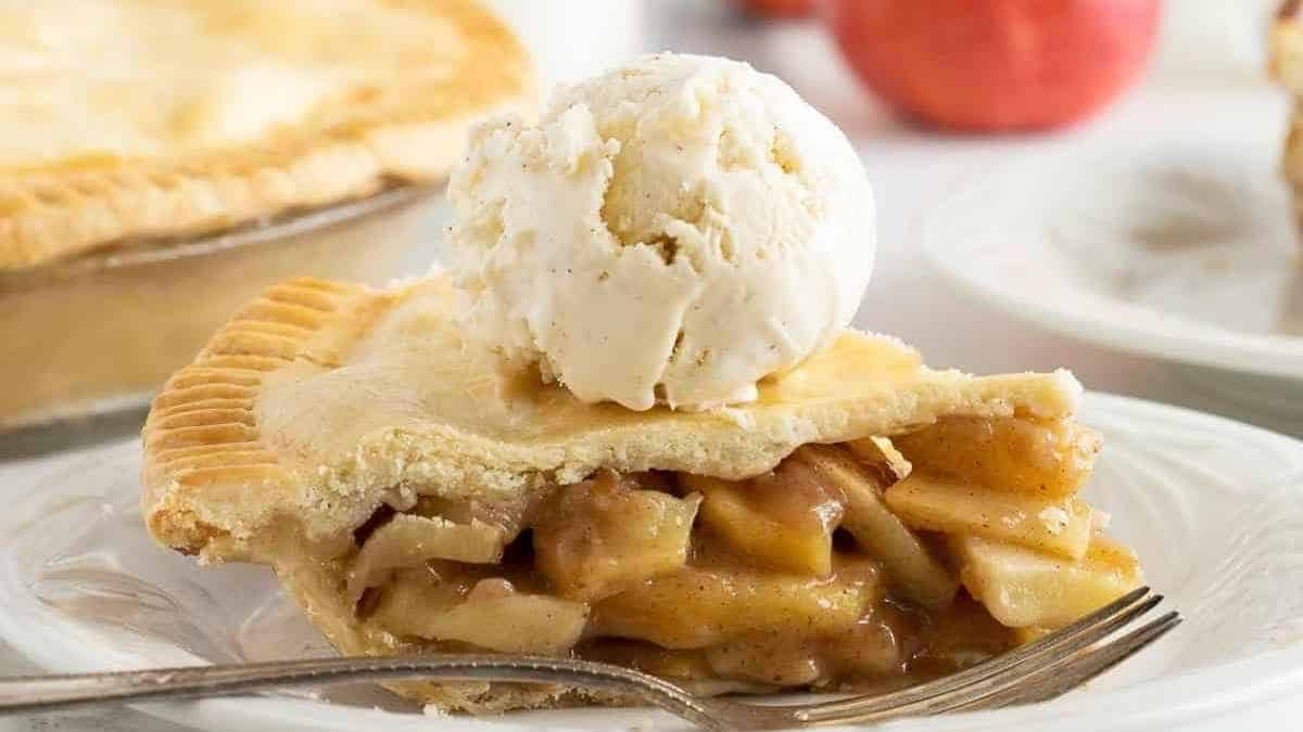 Classic Double Crust Apple Pie