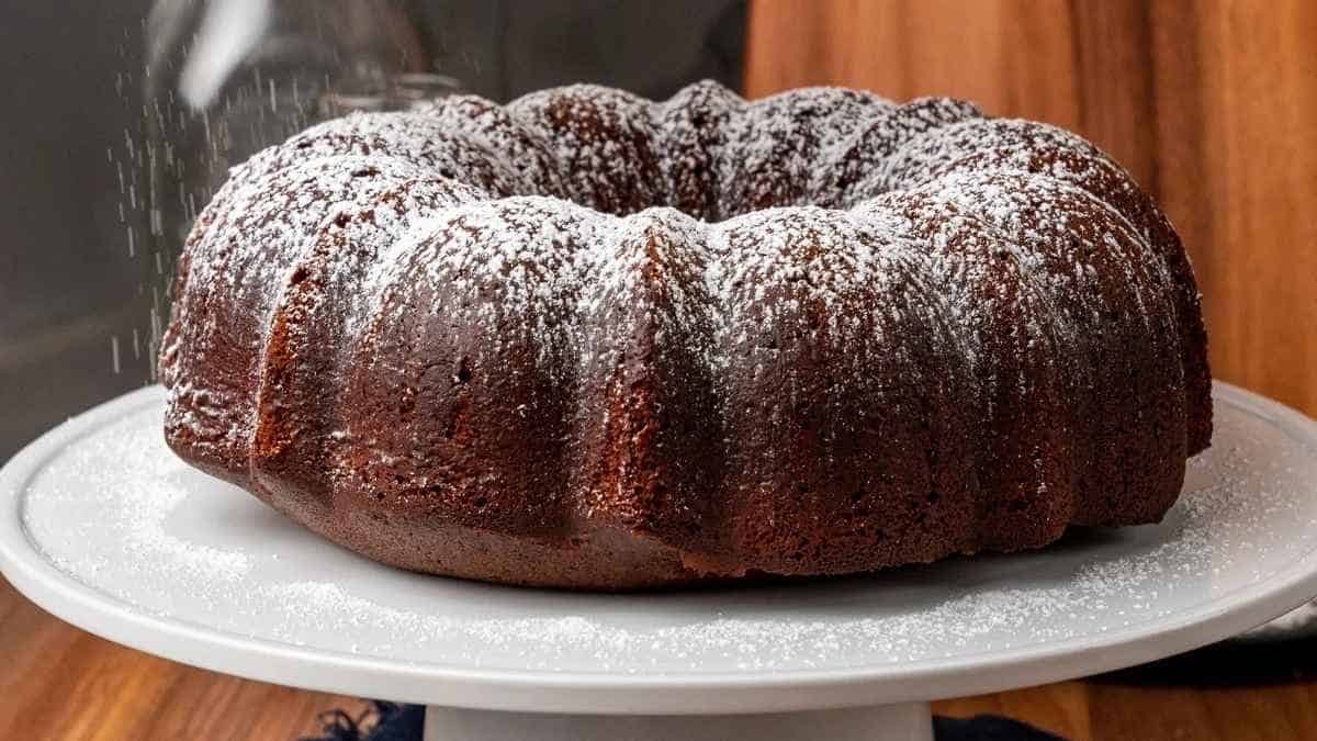 Old Fashioned Chocolate Southern Pound Cake